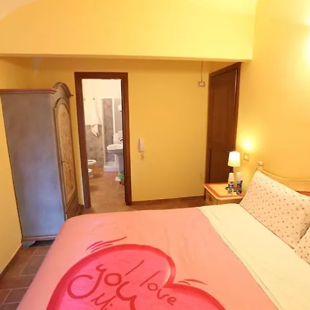 Bed & Breakfast Da Peppe Al Borgo